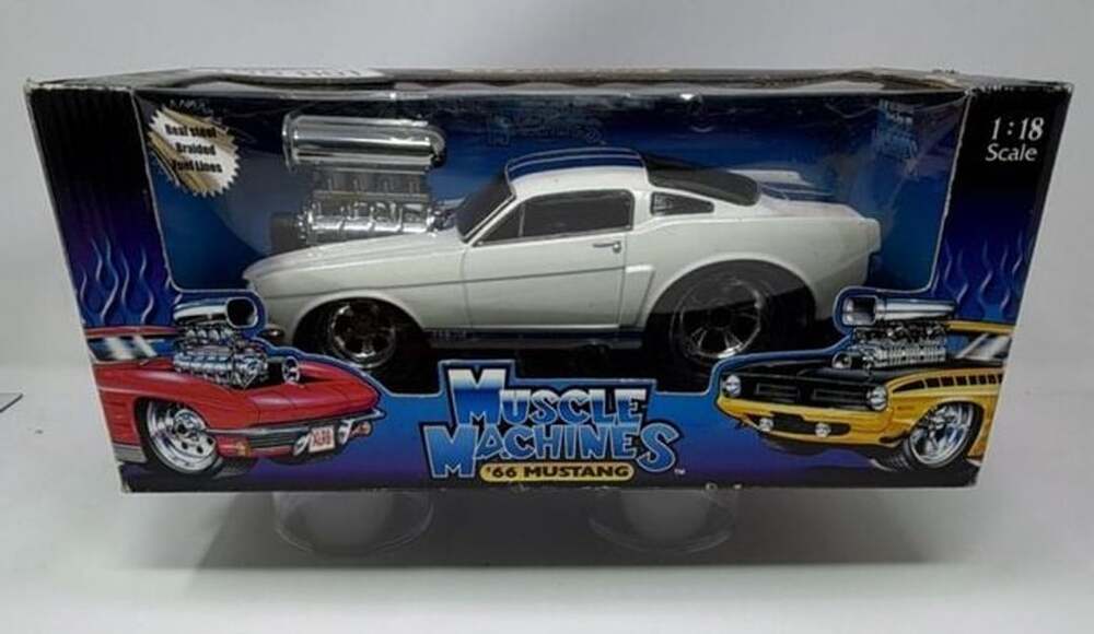 Muscle Machines '66 Mustang 1:18 Scale White Die Cast Car